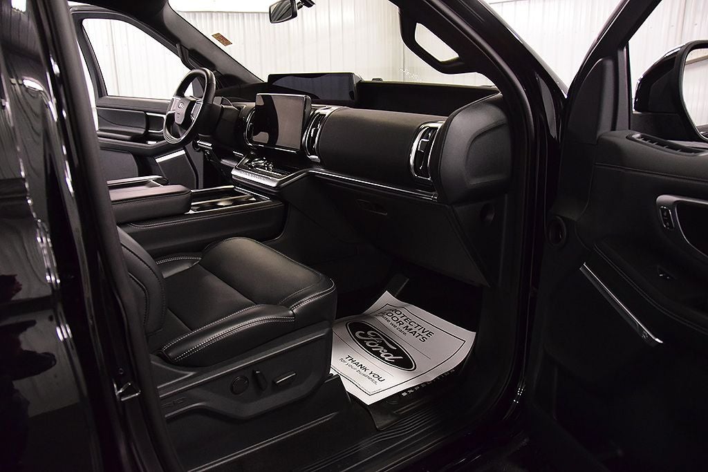 2025 Ford Expedition Platinum Steslth