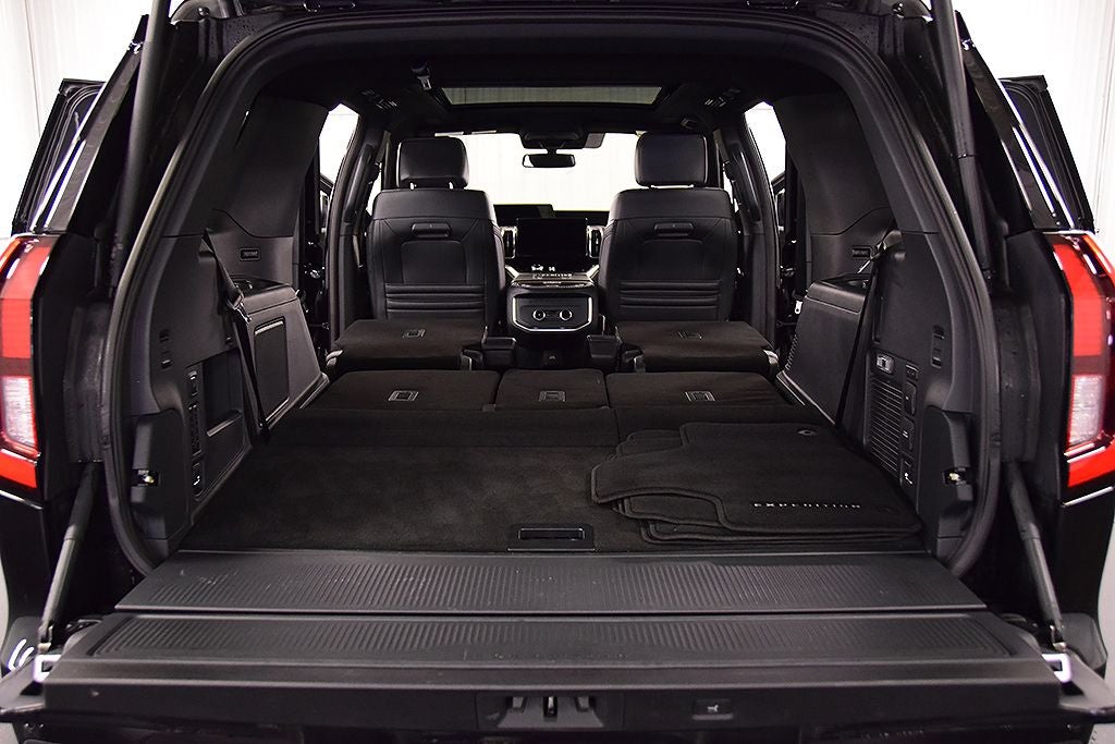 2025 Ford Expedition Platinum Steslth