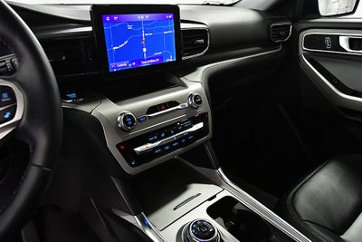2023 Ford Explorer XLT Sport