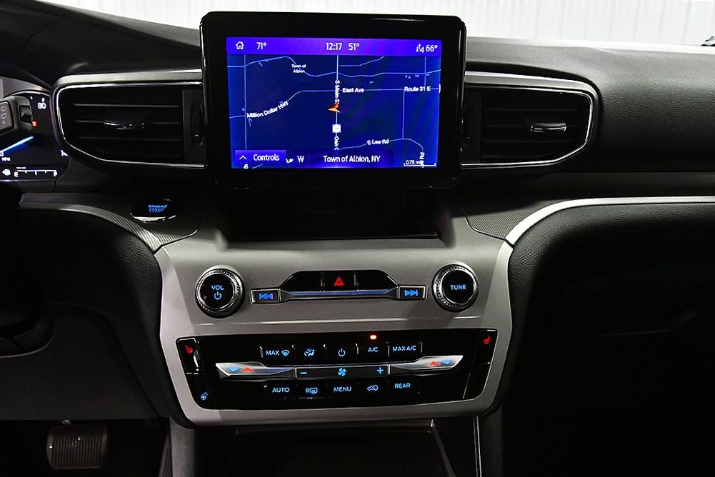 2023 Ford Explorer XLT Sport