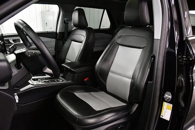 2023 Ford Explorer XLT Sport