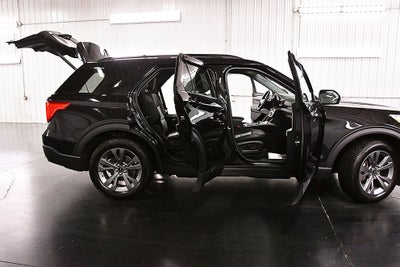 2023 Ford Explorer XLT Sport