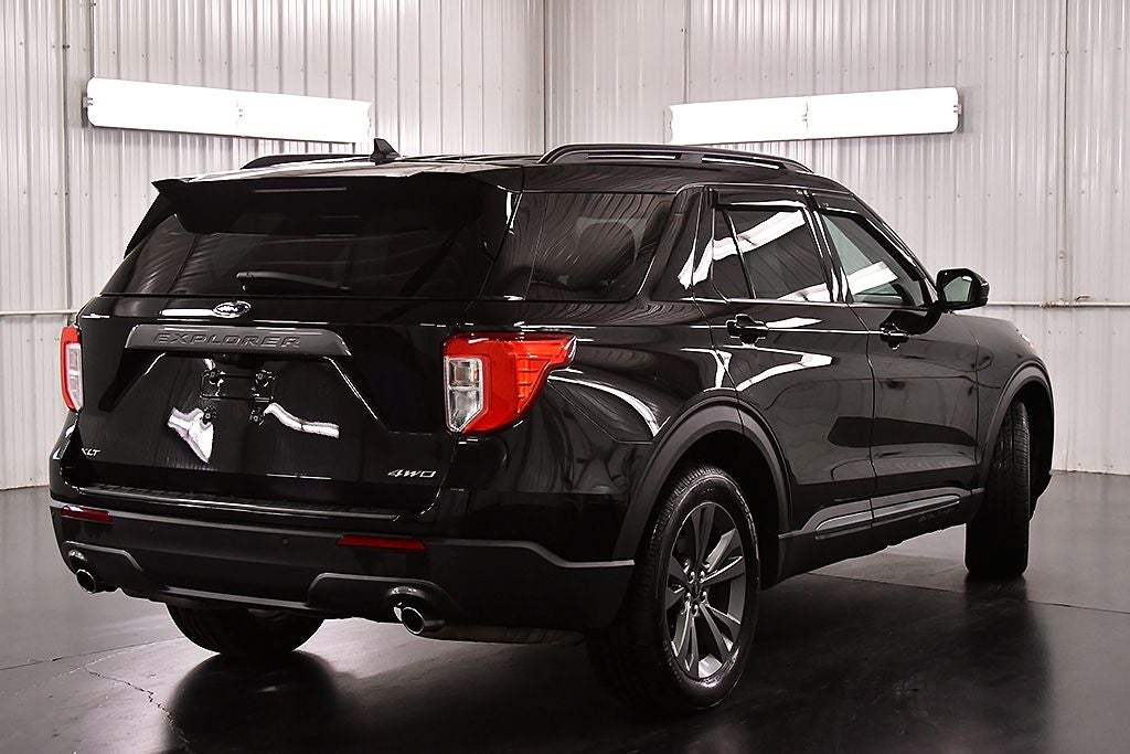 2023 Ford Explorer XLT Sport