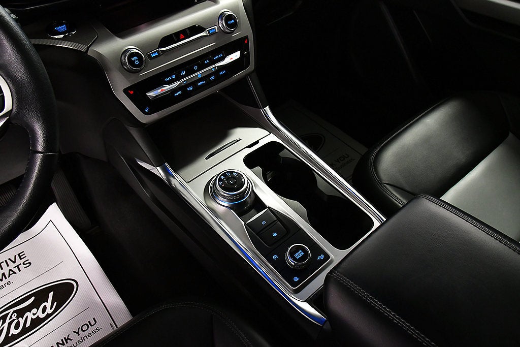 2023 Ford Explorer XLT Sport