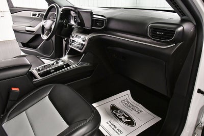 2023 Ford Explorer XLT Sport
