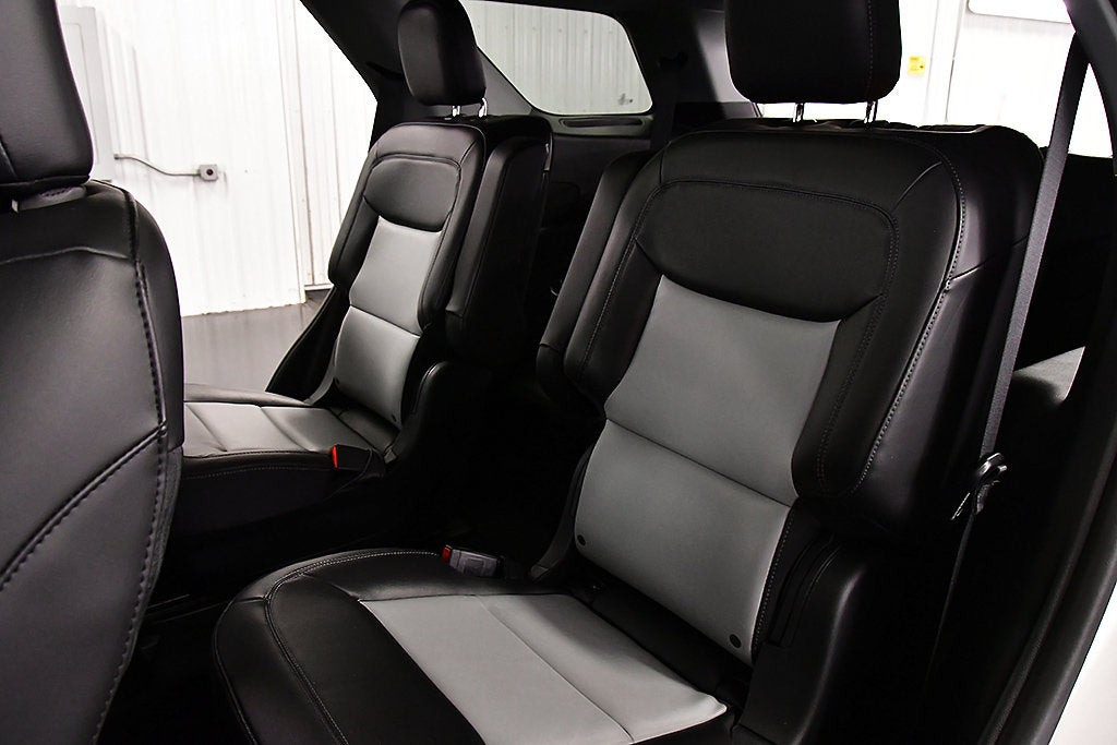 2023 Ford Explorer XLT Sport