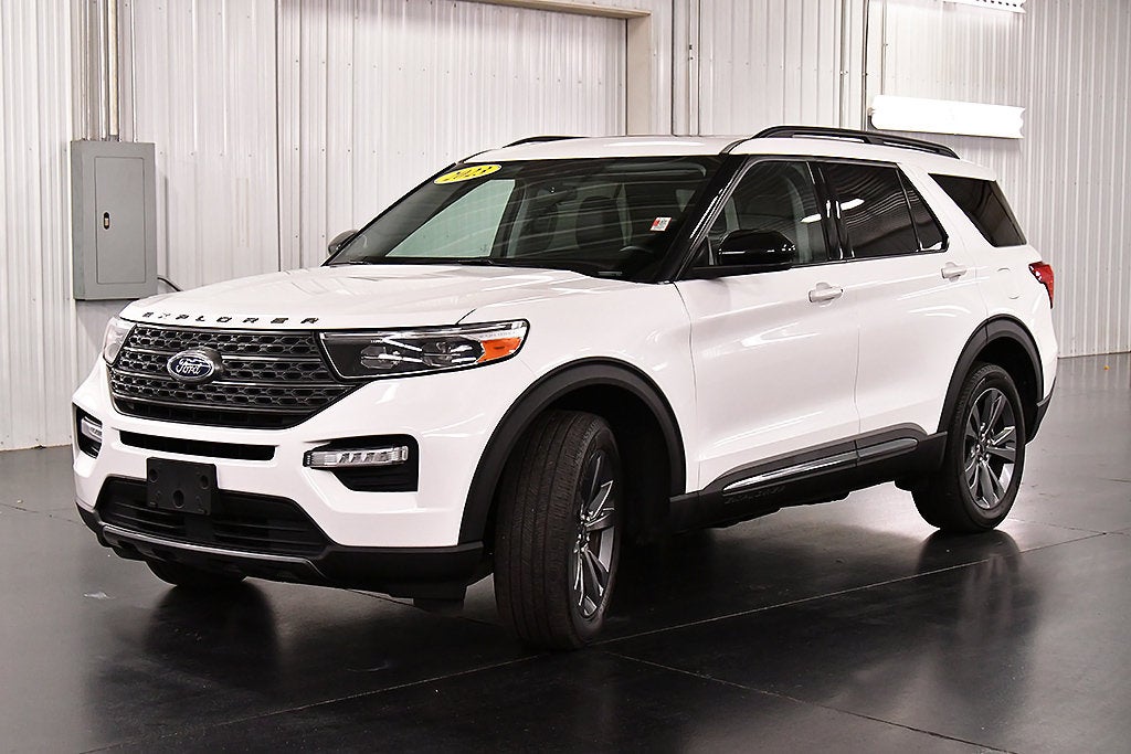 2023 Ford Explorer XLT Sport