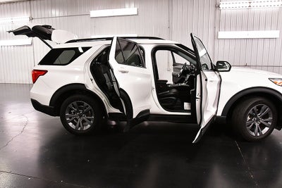 2023 Ford Explorer XLT Sport
