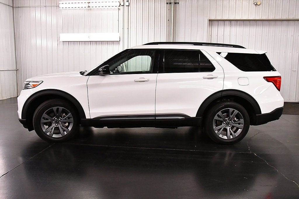 2023 Ford Explorer XLT Sport