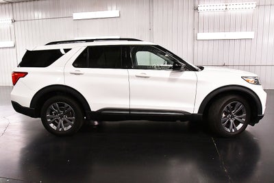 2023 Ford Explorer XLT Sport