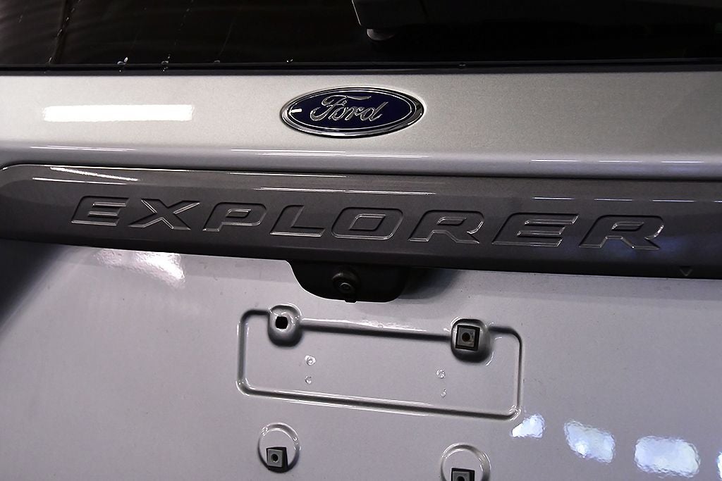 2022 Ford Explorer XLT Sport