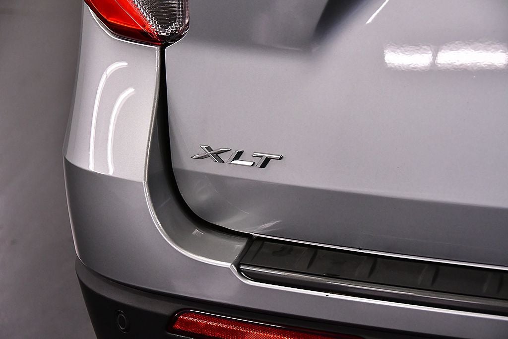 2022 Ford Explorer XLT Sport
