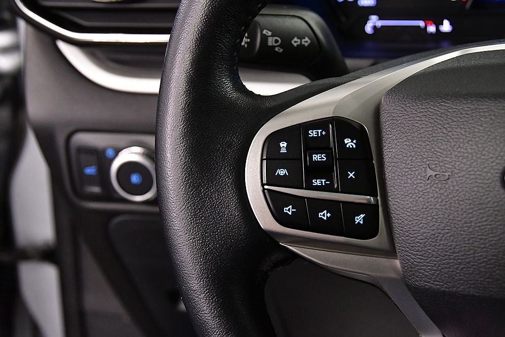 2022 Ford Explorer XLT Sport