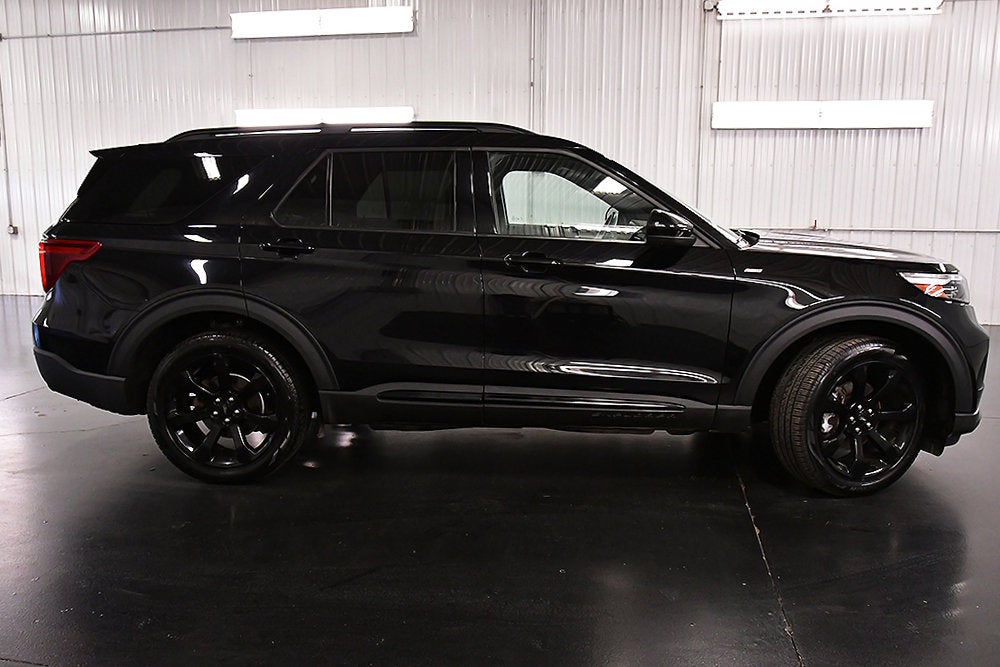 2023 Ford Explorer ST-Line