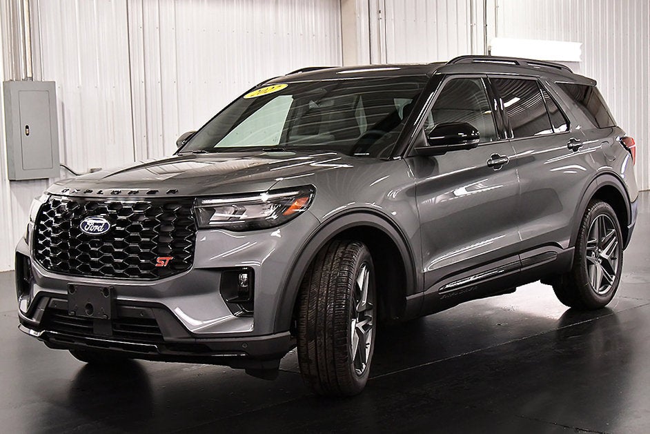 2027 Ford Explorer ST