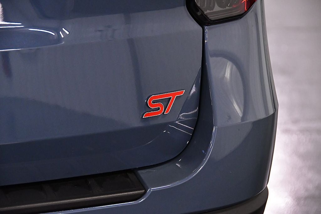 2025 Ford Explorer ST Sport Plus