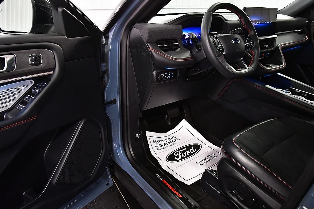 2025 Ford Explorer ST Sport Plus