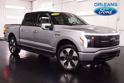 2022 Ford F-150 Lightning Platinum 5-1/2' Box