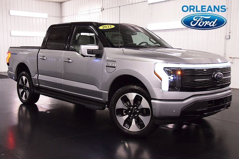 2022 Ford F-150 Lightning Platinum 5-1/2' Box
