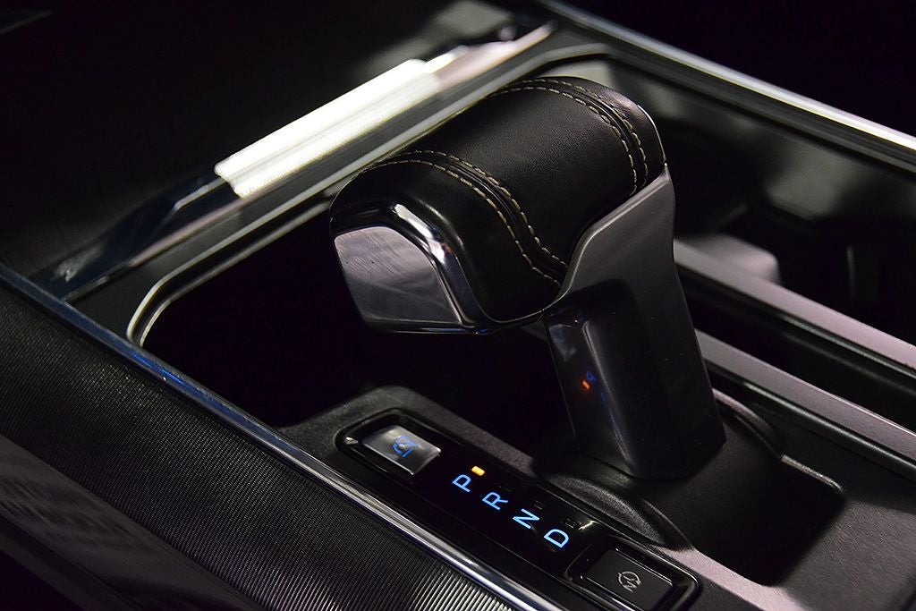 2022 Ford F-150 Lightning Platinum 5-1/2' Box