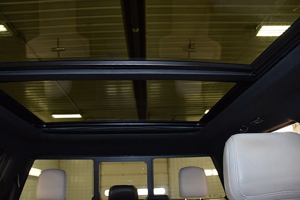 2022 Ford F-150 Lightning Platinum 5-1/2' Box