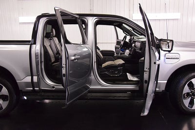 2022 Ford F-150 Lightning Platinum 5-1/2' Box