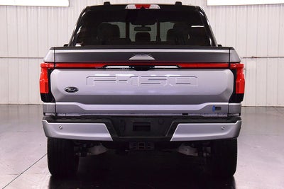 2022 Ford F-150 Lightning Platinum 5-1/2' Box