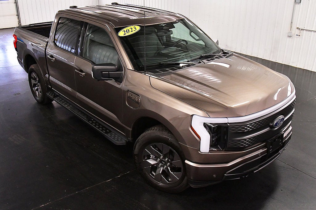 2023 Ford F-150 Lightning XLT 5-1/2' Box