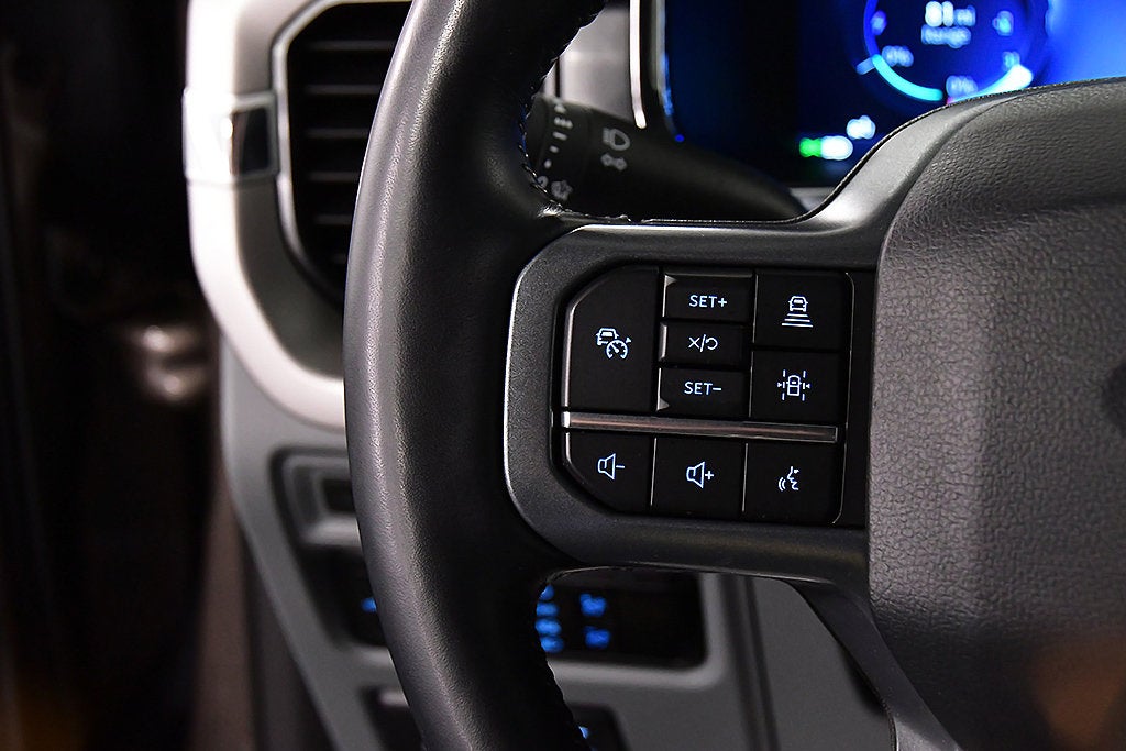 2023 Ford F-150 Lightning XLT 5-1/2' Box