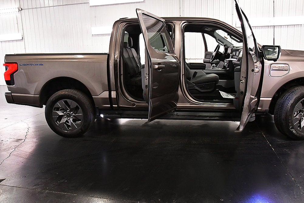 2023 Ford F-150 Lightning XLT 5-1/2' Box
