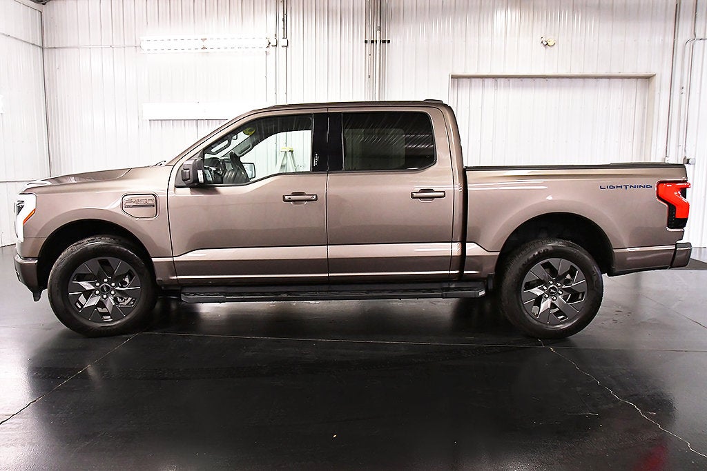 2023 Ford F-150 Lightning XLT 5-1/2' Box