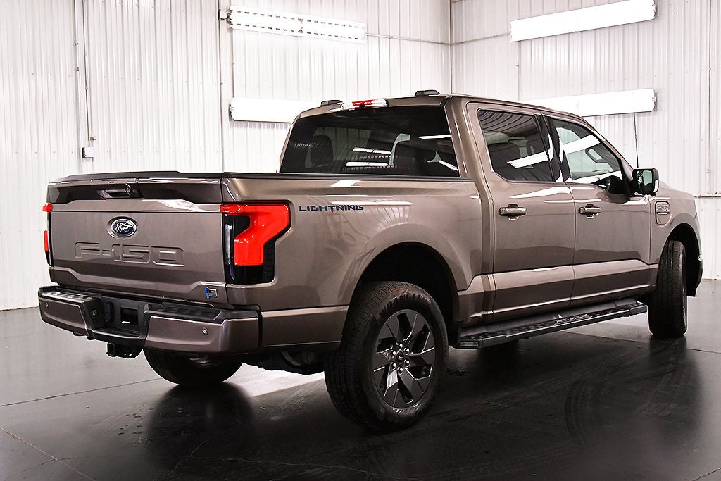 2023 Ford F-150 Lightning XLT 5-1/2' Box