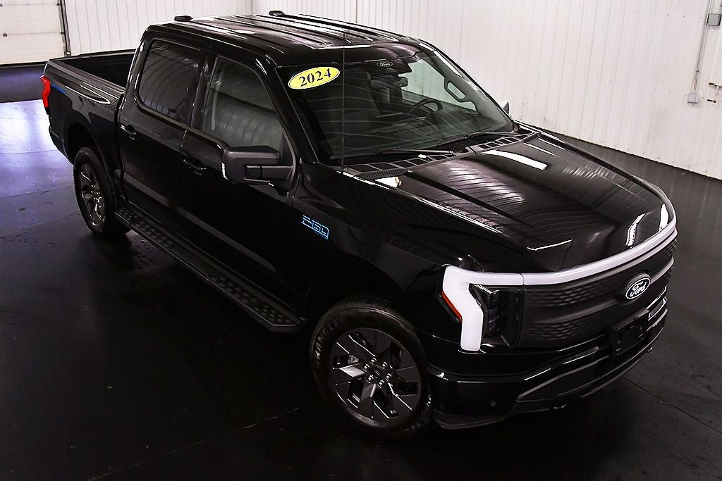 2024 Ford F-150 Lightning Flash 5-1/2' Box