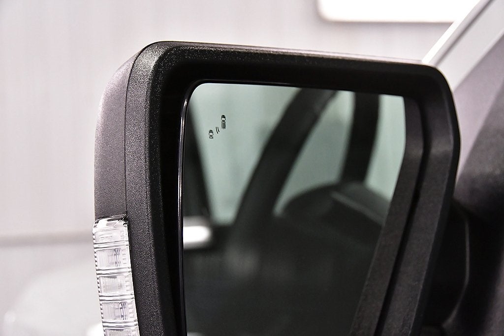 2024 Ford F-150 Lightning Flash 5-1/2' Box