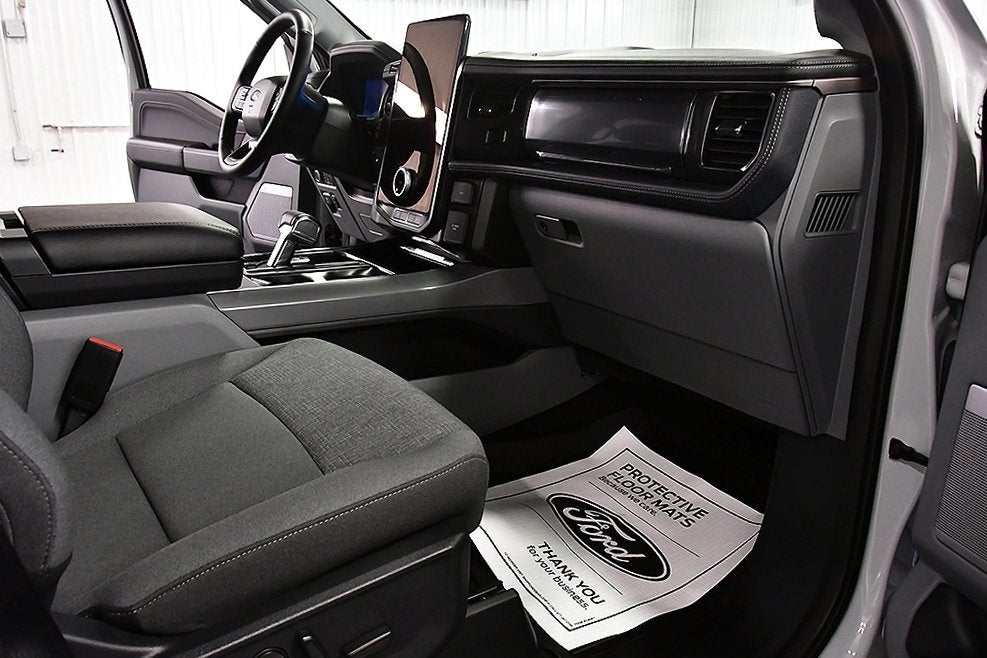 2024 Ford F-150 Lightning Flash 5-1/2' Box