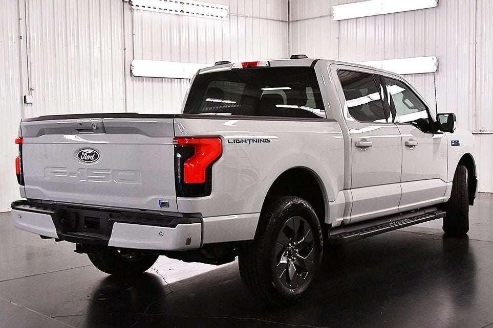 2024 Ford F-150 Lightning Flash 5-1/2' Box