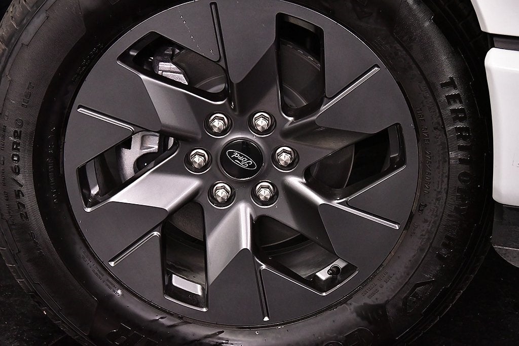 2024 Ford F-150 Lightning Flash 5-1/2' Box