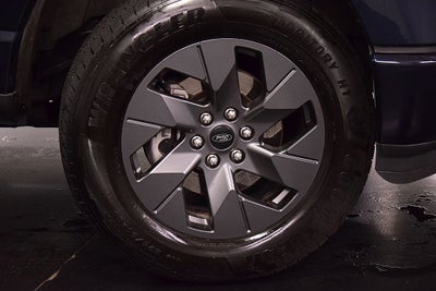 2025 Ford F-150 Lightning Flash 5-1/2' Box