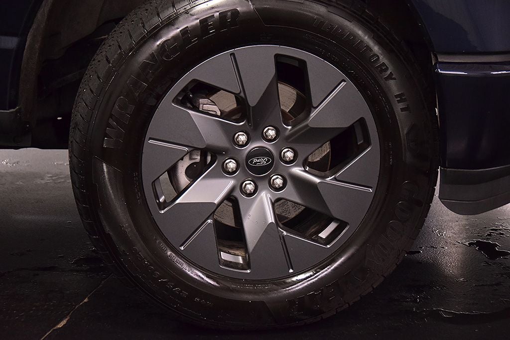 2025 Ford F-150 Lightning Flash 5-1/2' Box