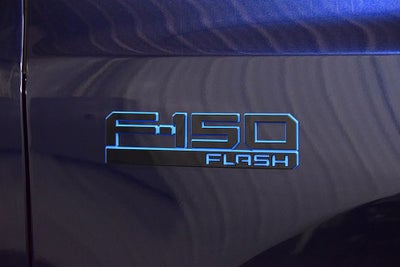 2025 Ford F-150 Lightning Flash 5-1/2' Box