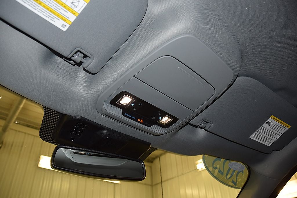 2025 Ford F-150 Lightning Flash 5-1/2' Box