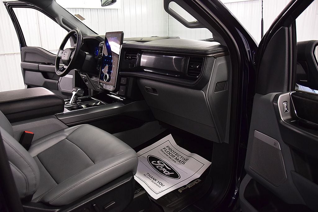 2025 Ford F-150 Lightning Flash 5-1/2' Box