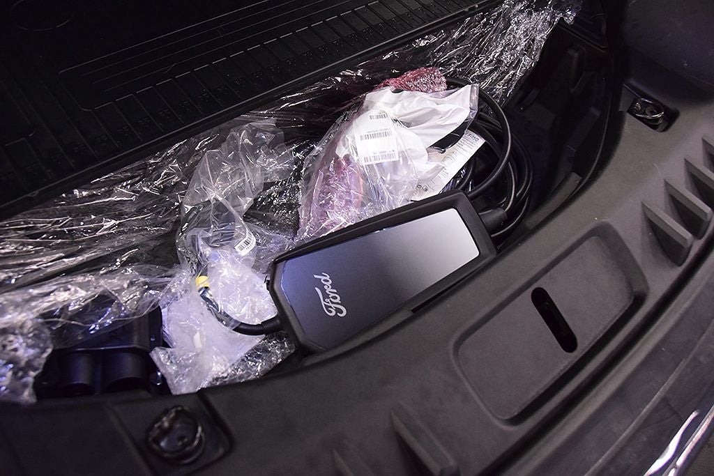 2025 Ford F-150 Lightning Flash 5-1/2' Box