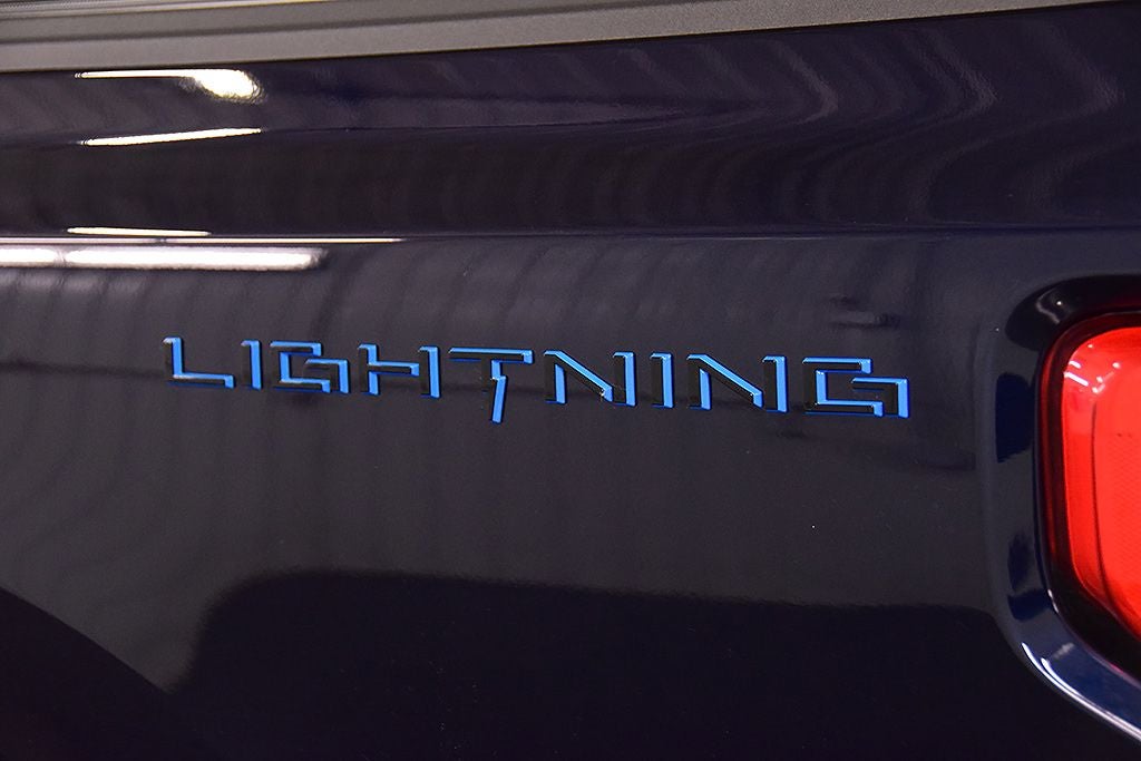 2025 Ford F-150 Lightning Flash 5-1/2' Box