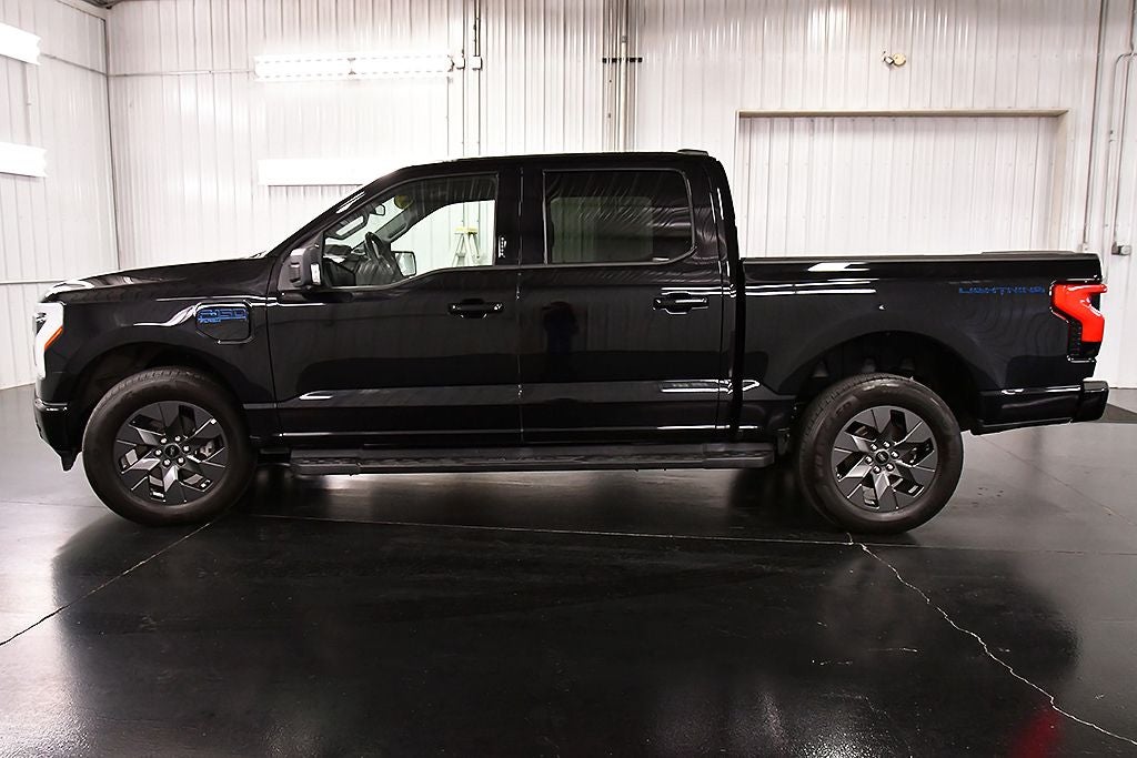 2024 Ford F-150 Lightning Flash 5-1/2' Box