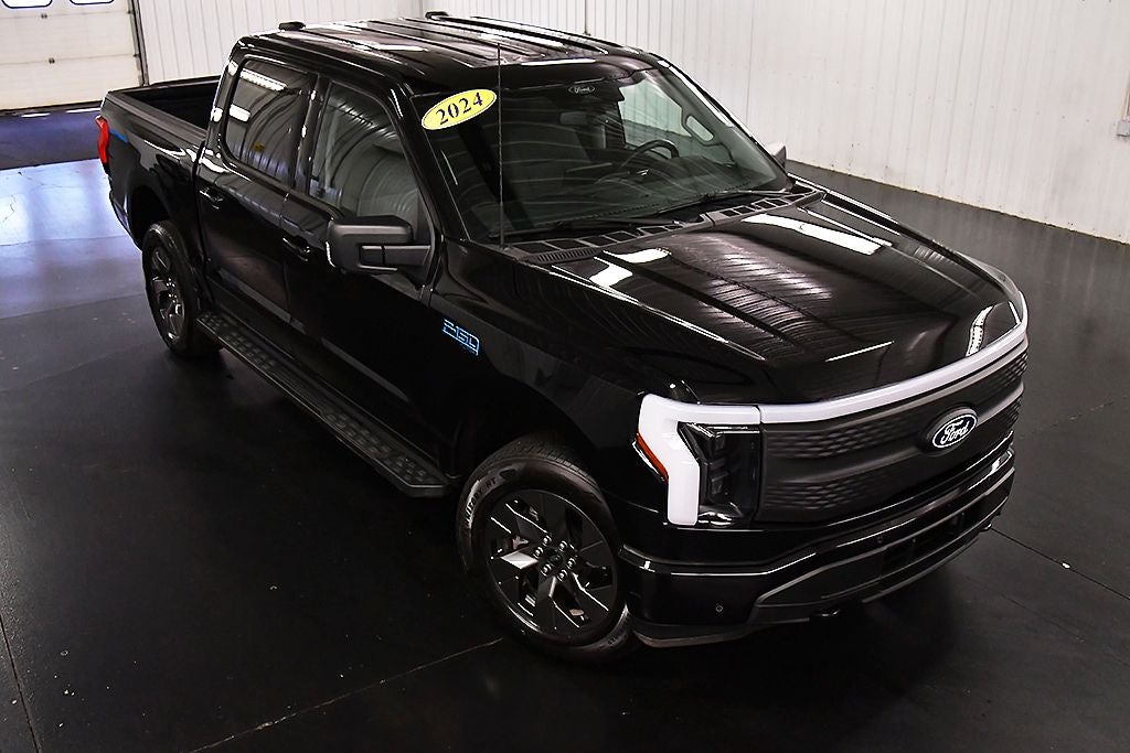 2024 Ford F-150 Lightning Flash 5-1/2' Box