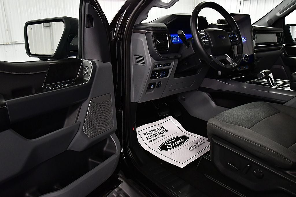 2024 Ford F-150 Lightning Flash 5-1/2' Box