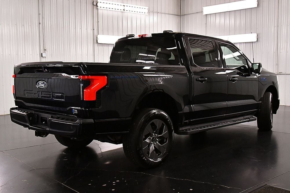 2024 Ford F-150 Lightning Flash 5-1/2' Box