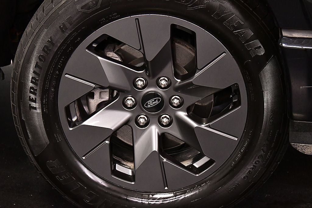 2024 Ford F-150 Lightning Flash 5-1/2' Box