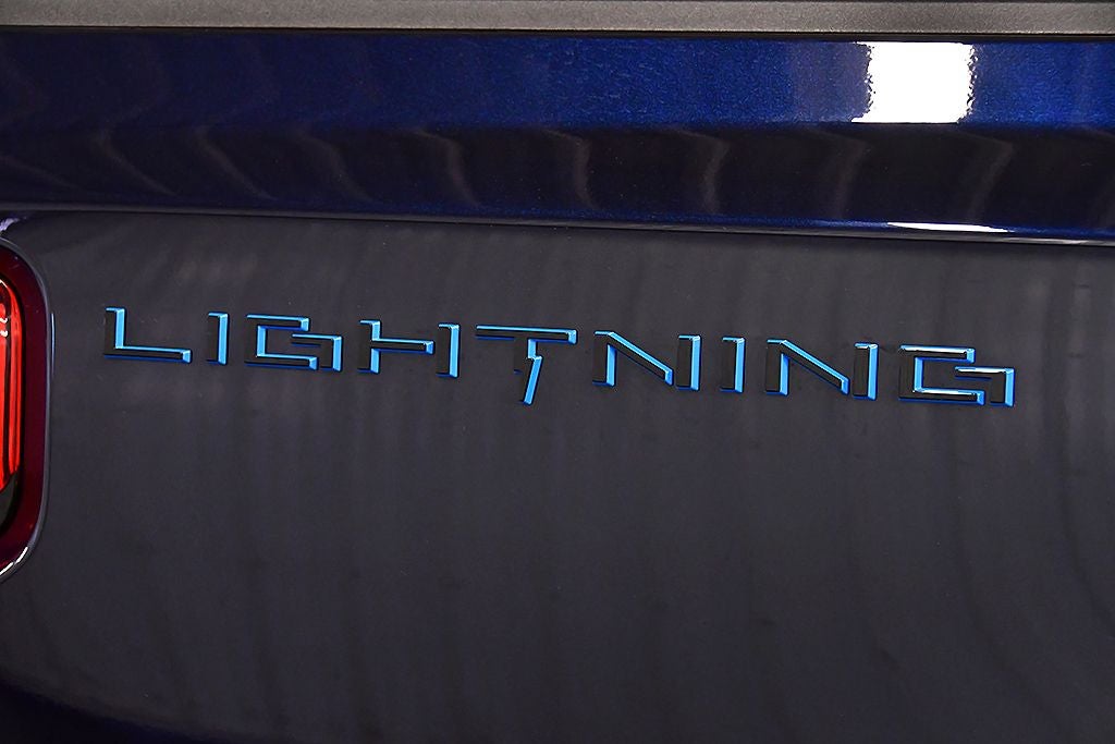 2025 Ford F-150 Lightning Flash 5-1/2' Box